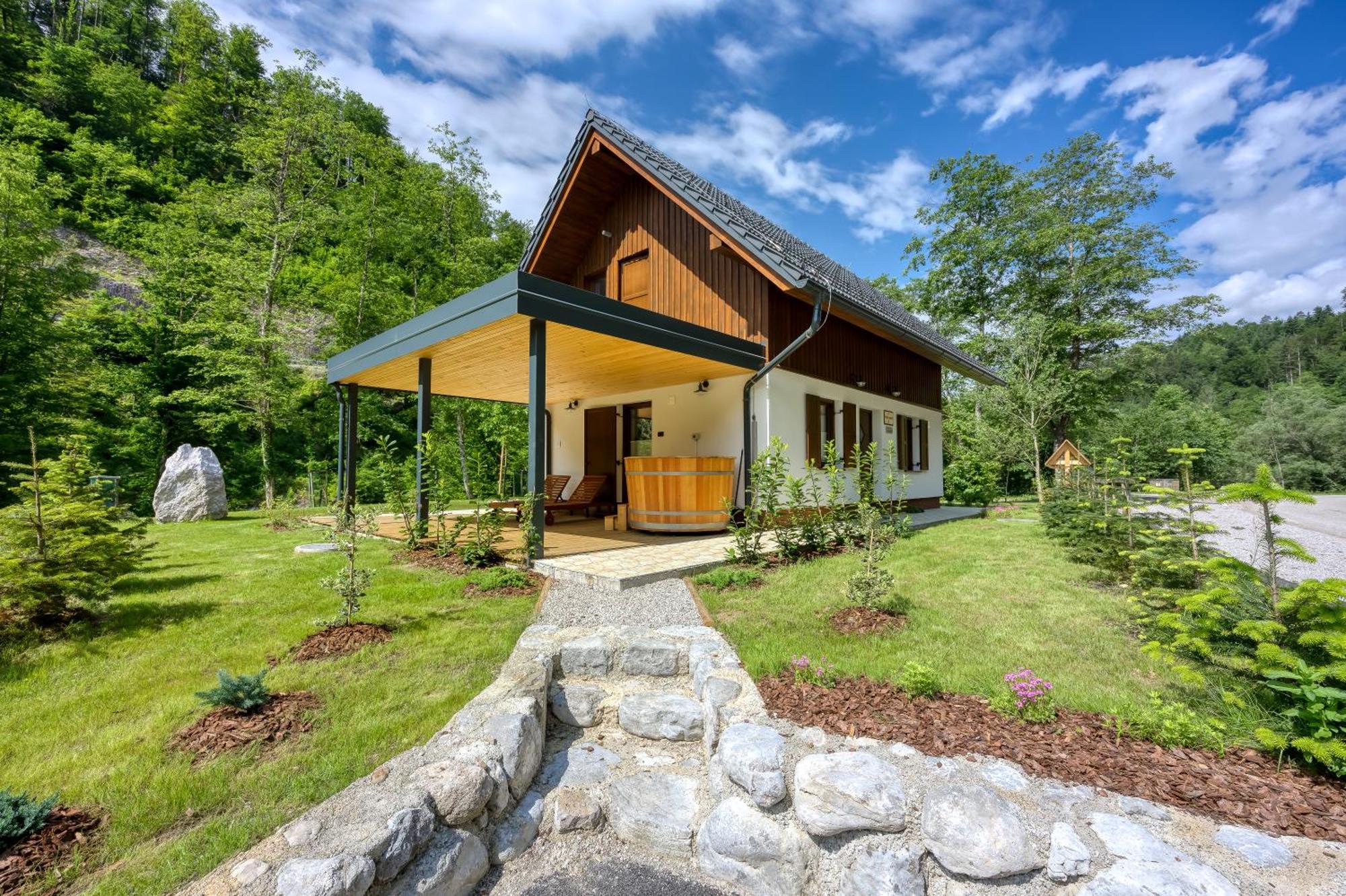 Resort Stari Malni, Osilnica - Vacation Houses Stari Malni Номер фото