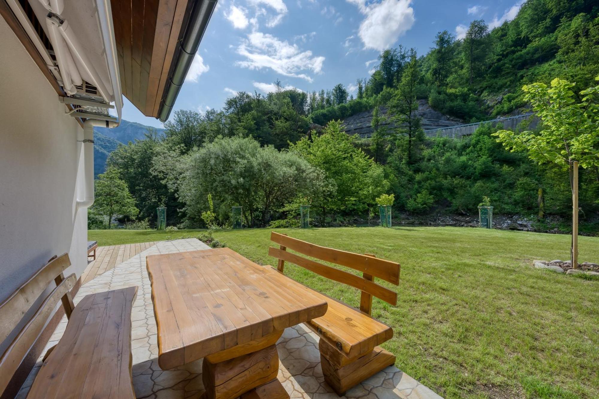 Resort Stari Malni, Osilnica - Vacation Houses Stari Malni Номер фото