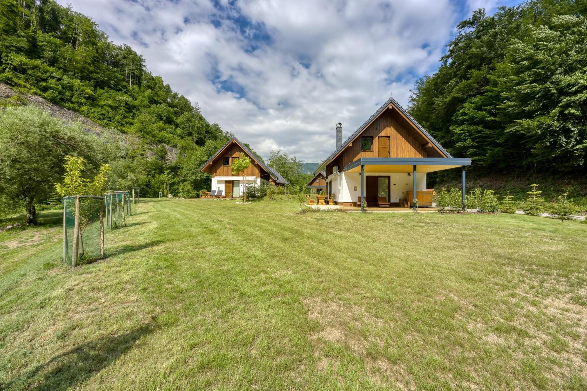 Resort Stari Malni, Osilnica - Vacation Houses Stari Malni Номер фото